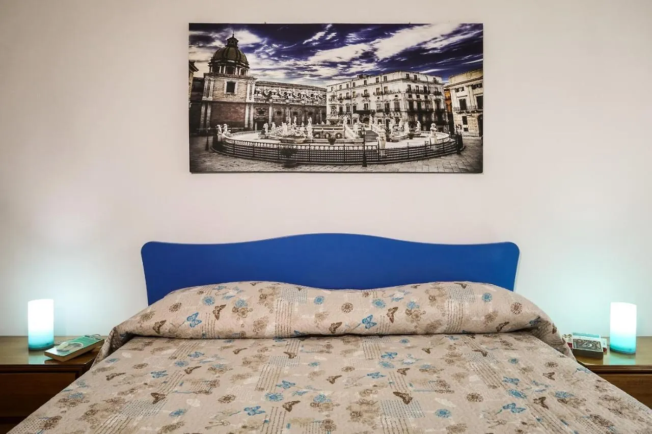 A Casa Di Fra' Bed & Breakfast Palermo 2*,